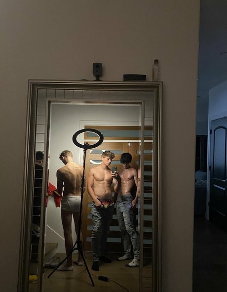 hungodeyfree model hd pictures