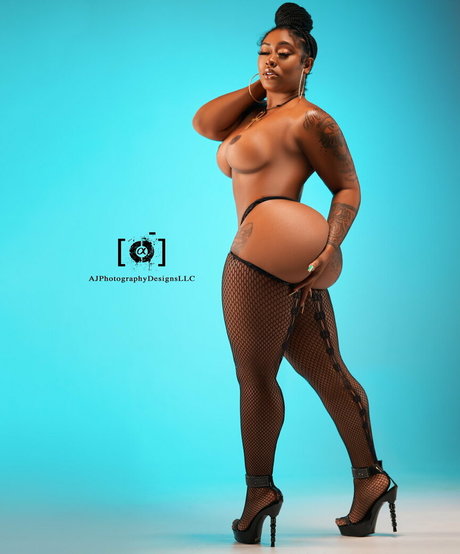 aj1atl model erotic image