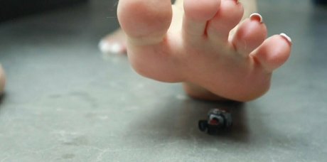 vixen arches porn model image