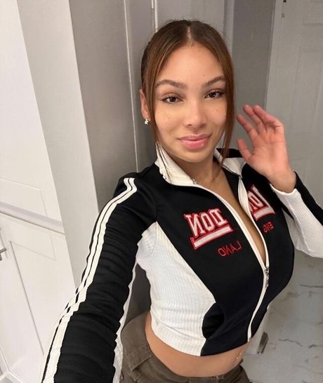 white shemale onlyfans sexy xxx photos