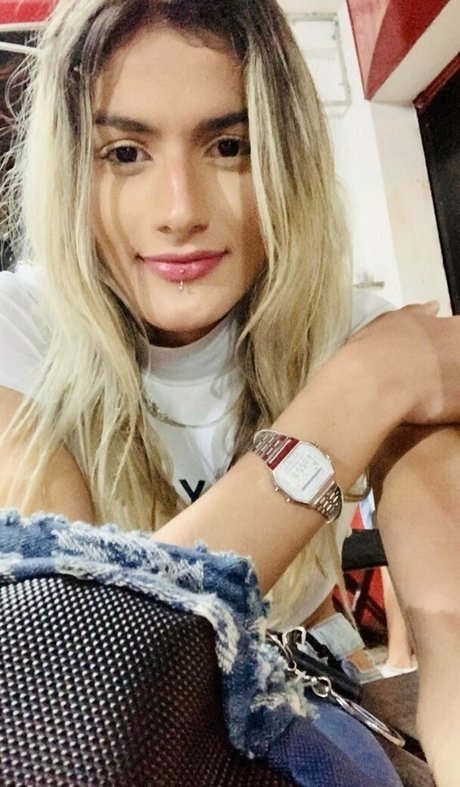 Babi Marchiori hot model photo