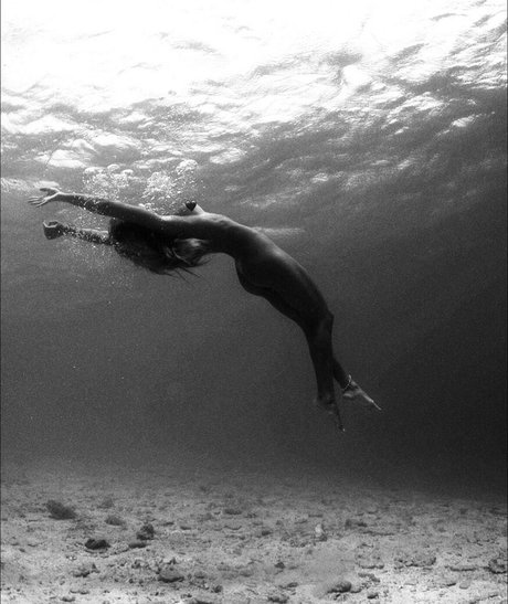 Mollykirky art actress images