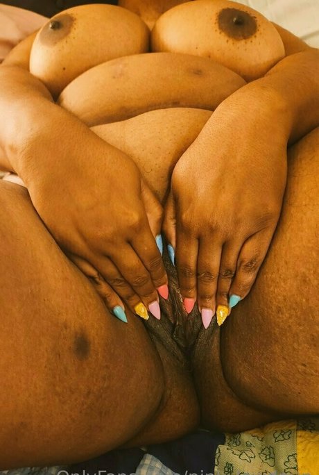 pink lewdpup high quality model img