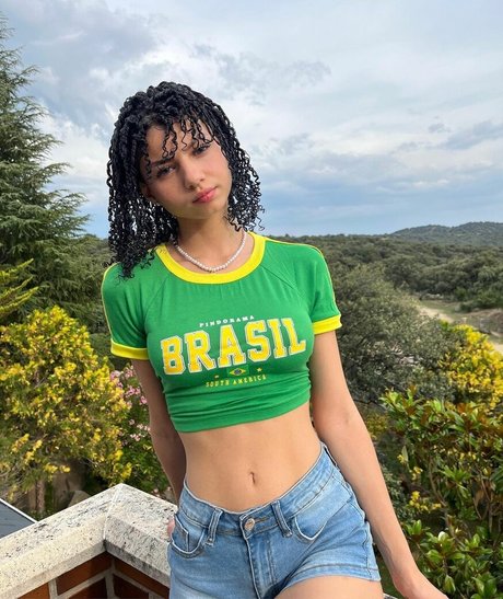 Larissa Kimberly adult star pic