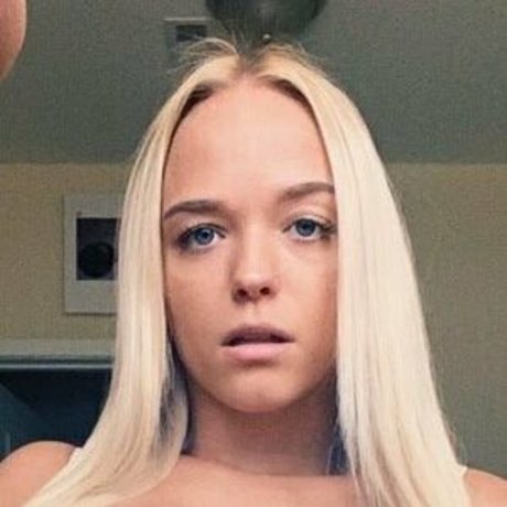 sluttybarbie18 nudes star gallery