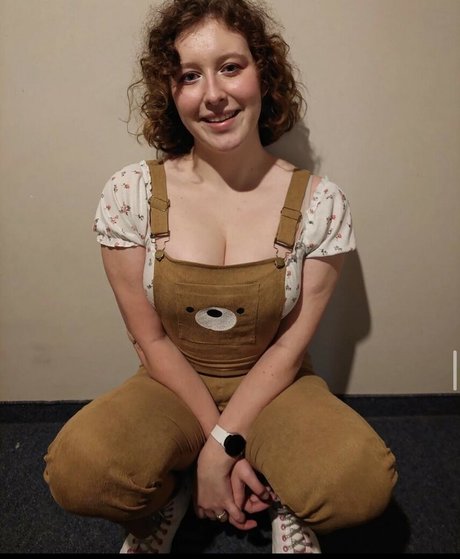 Lucyqueenofchaos naked star pictures