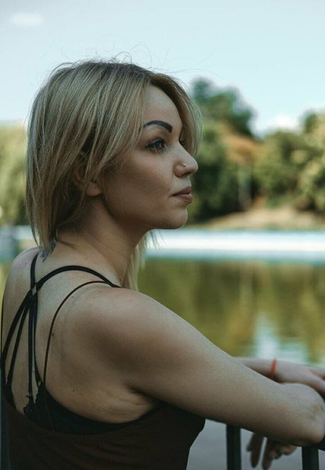 carolinebright pornstar art images