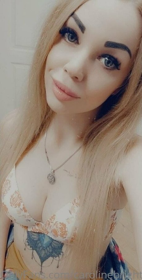 carolinebright exclusive actress img