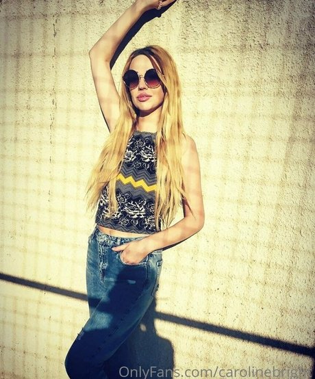 carolinebright star beautiful pic