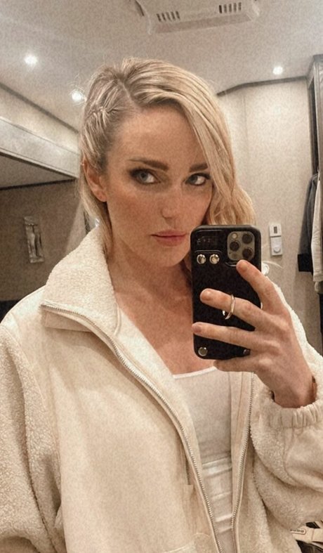 Caity Lotz beautiful actress pics