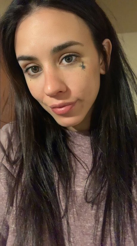 Vera Kaludi beautiful model pics