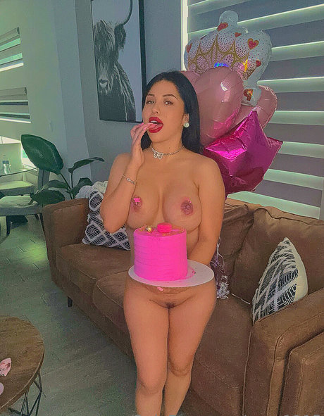 Vee 1113 nice pornstar archive