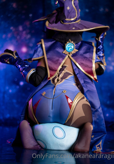 akaneararagii nudes model images