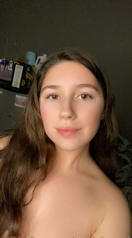 smolclingygf nudes model archive