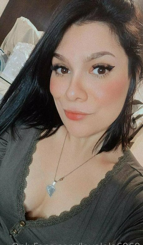 lovelola6969 xxx pornstar image