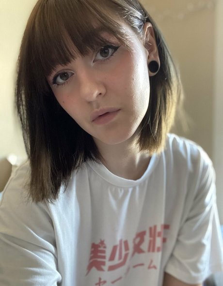 minaluna exclusive star images