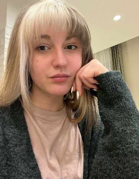 minaluna hd pornstar photos