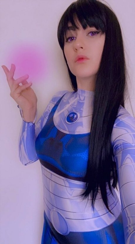 minaluna star naked archive