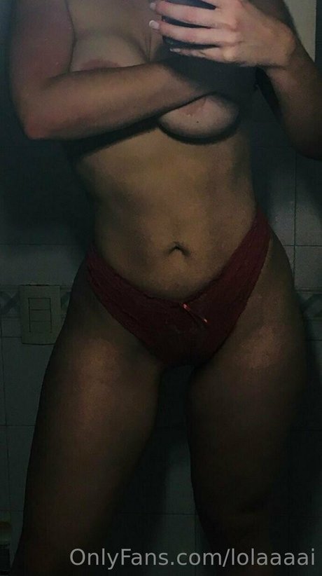 lolaaaai nude model images