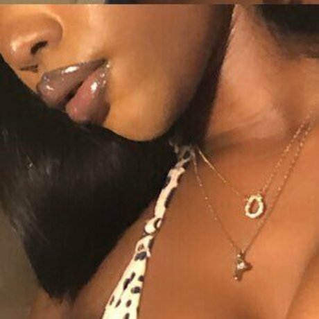 porcelainskys adult actress picture