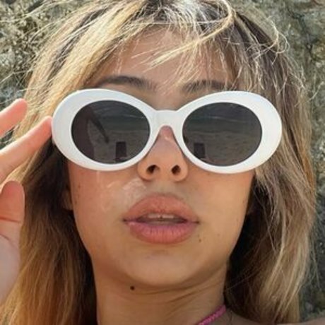 Glossyjocie adult star image