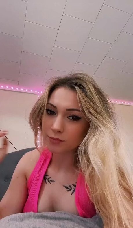 Little Momma pretty star pictures