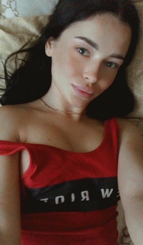 Mila Moore nudes actress picture