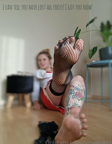 paintytoes1 high quality model image