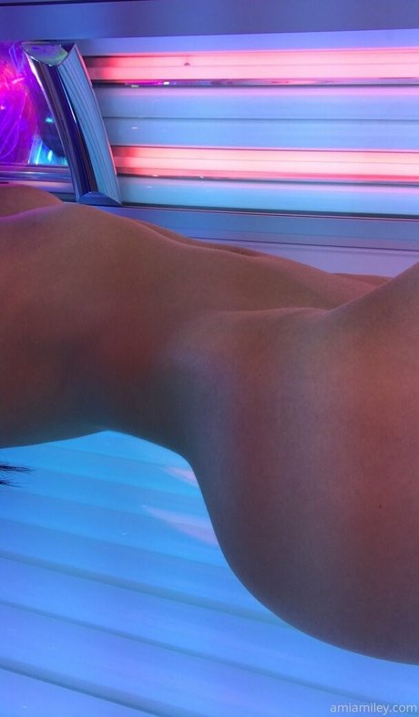 amiamileyxxx pornstar top pictures