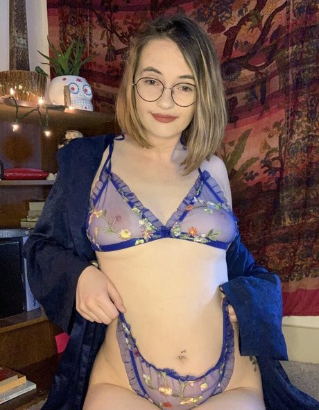 suzannasmiles pornstar art pictures