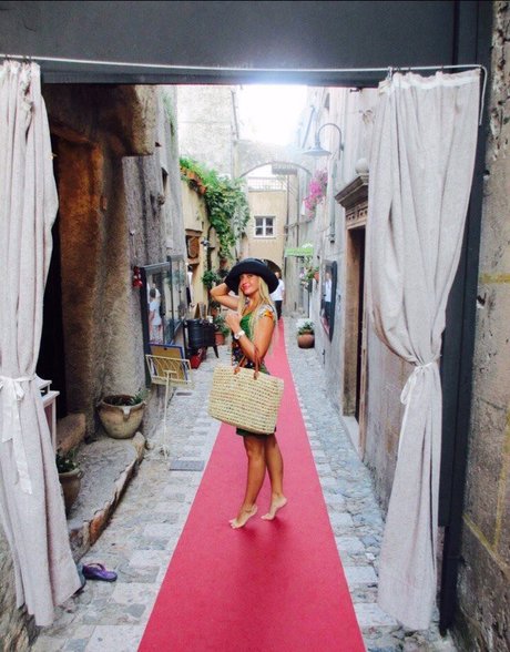 Anna Ilyasova hot star gallery