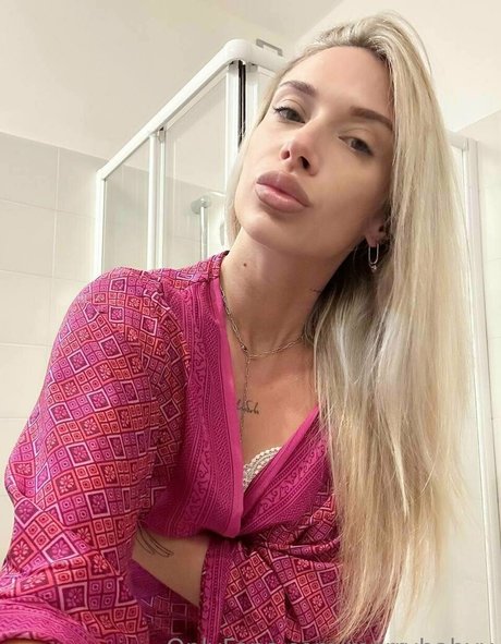 merrybabyy model nudes picture