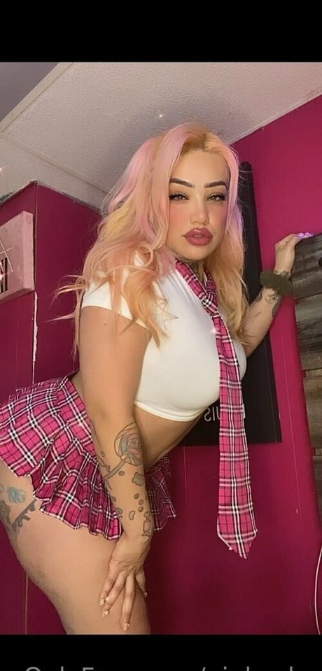 pinkcoka xxx model pic