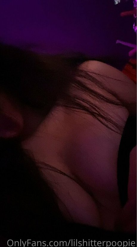 lilshitterpoopie naked pornstar pictures