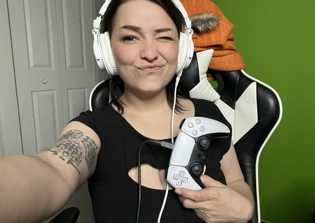 Tamara Lynn Chambers erotic pornstar pic