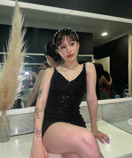 Oriana Kane exclusive model galleries