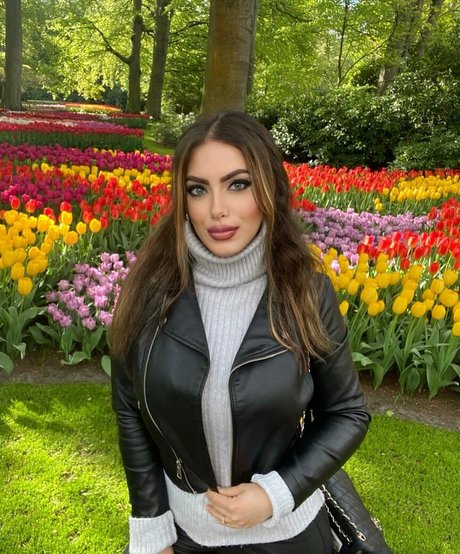 Ylenia Bevelacqua porn actress pic