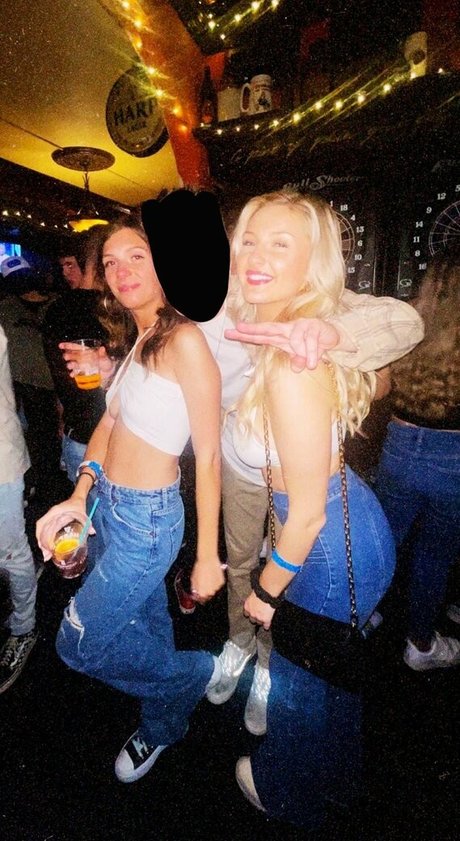 Tori C exclusive pornstar photo