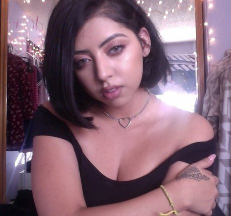 Sadd Pup model pornographic gallery