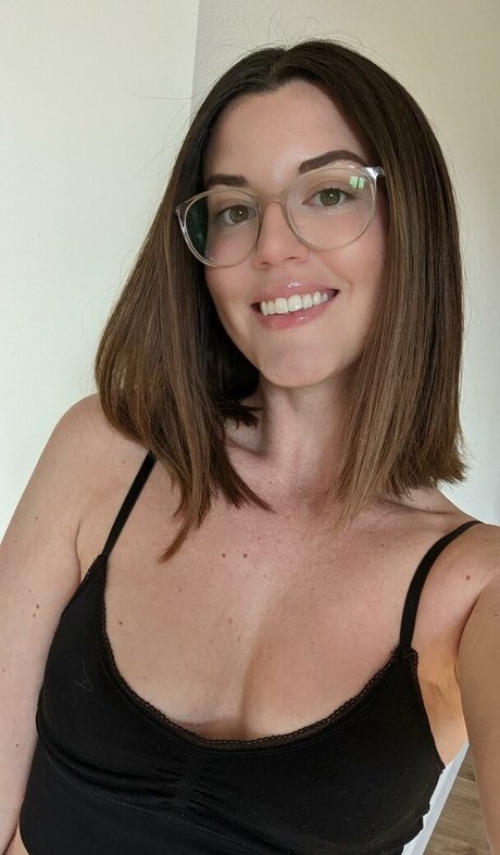 Kayla Summer erotic star pics