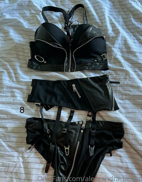 alessandra jadior top model photos