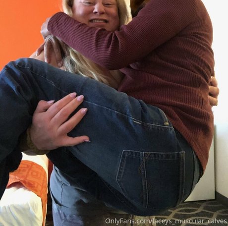 laceys muscular calves sex star pic