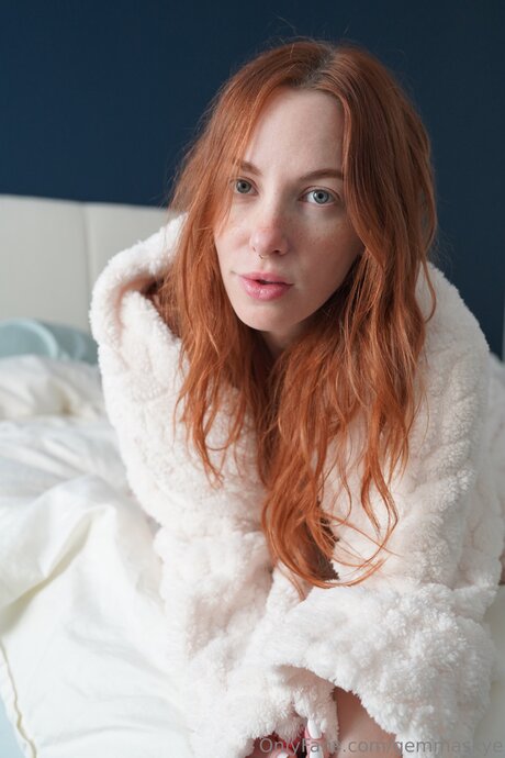 gemmaskye hot star picture