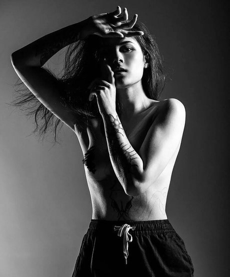 Milkakit sexy model photos