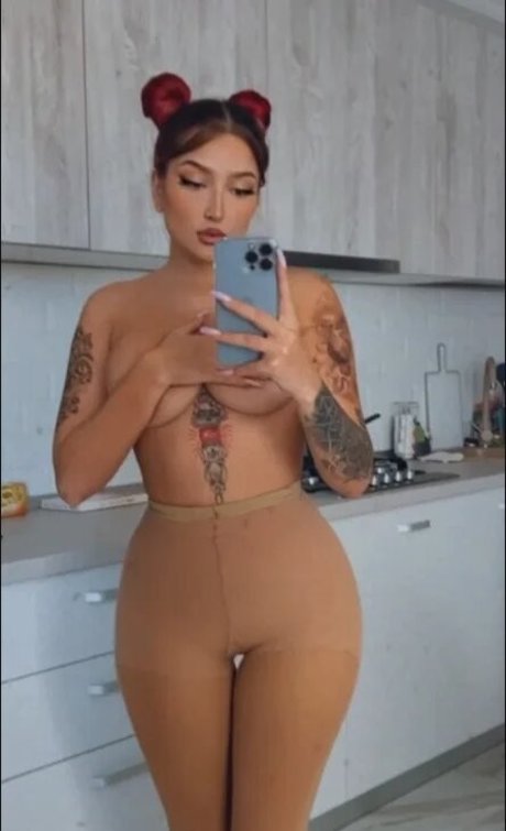 Seremis pretty model pics