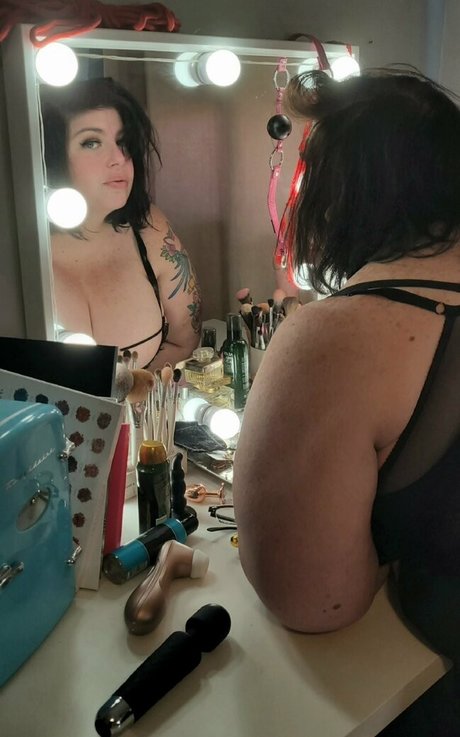 megandaw free actress pic