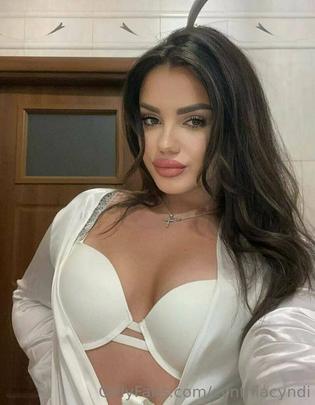 cynthiacyndi nude model gallery