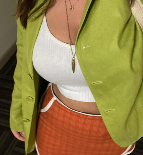 Chessie pornstar top photo