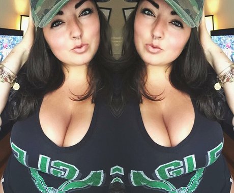 Gabb Ferraro model nude photos