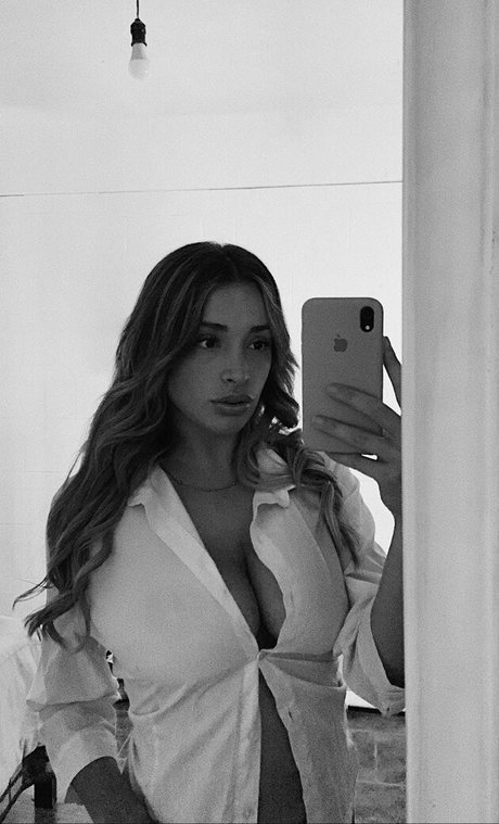 belonly star erotic gallery